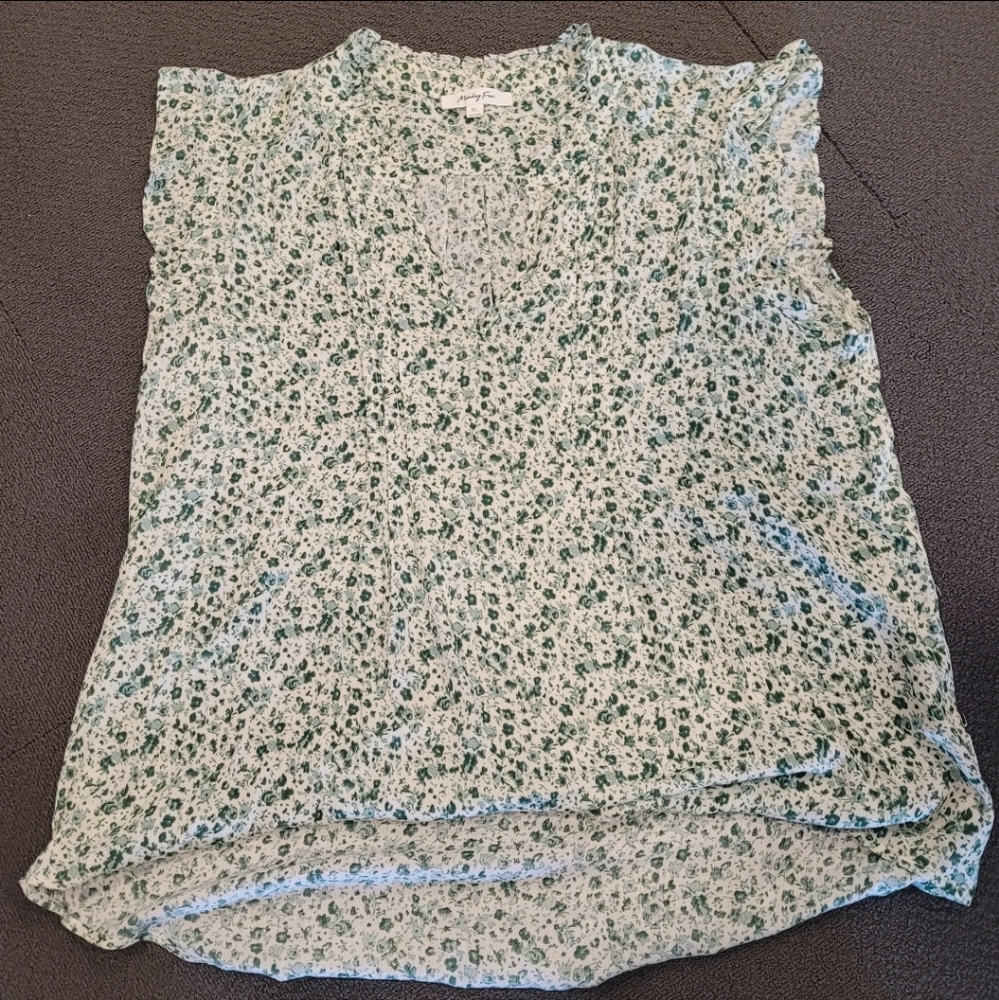 MONDAY FUN Botanical Leaf Blouse Top